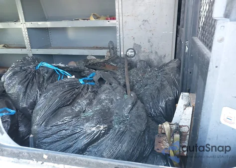 2003 Ford E-250 Commercial/Recreational z USA, uszkodzony, nr VIN 1FTNE24L33HA84344